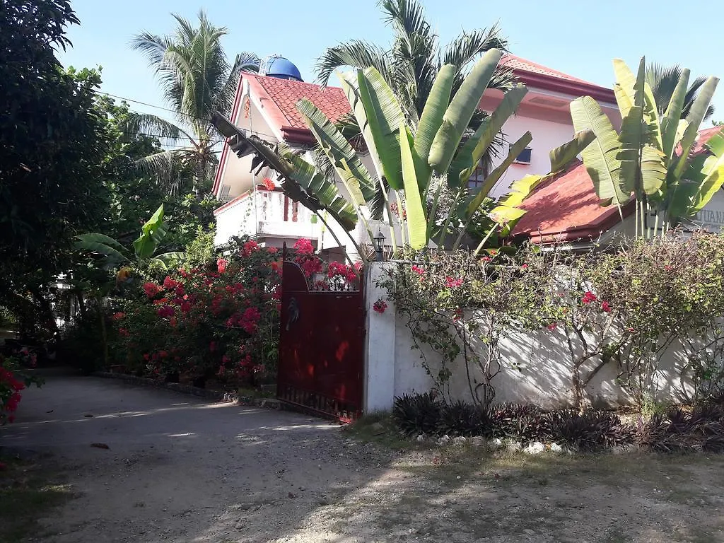 Villa Juana Panglao 2*,